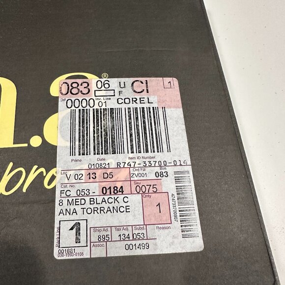 Boots - Picture 6 of 6